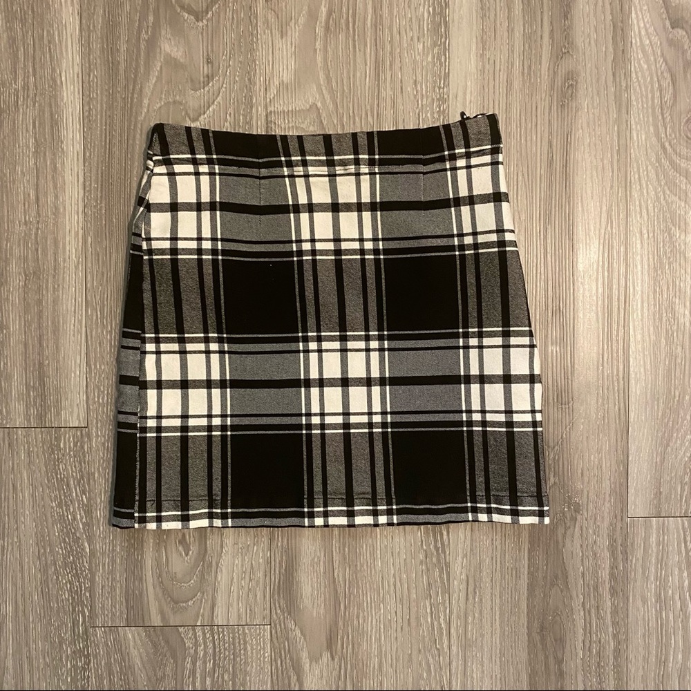 Urban Outfitters Black & White Plaid Mini Skirt